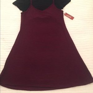 Arizona LARGE New Dress maroon and black striped
